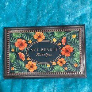 Ace Beauté Nostalgia Eyeshadow Palette